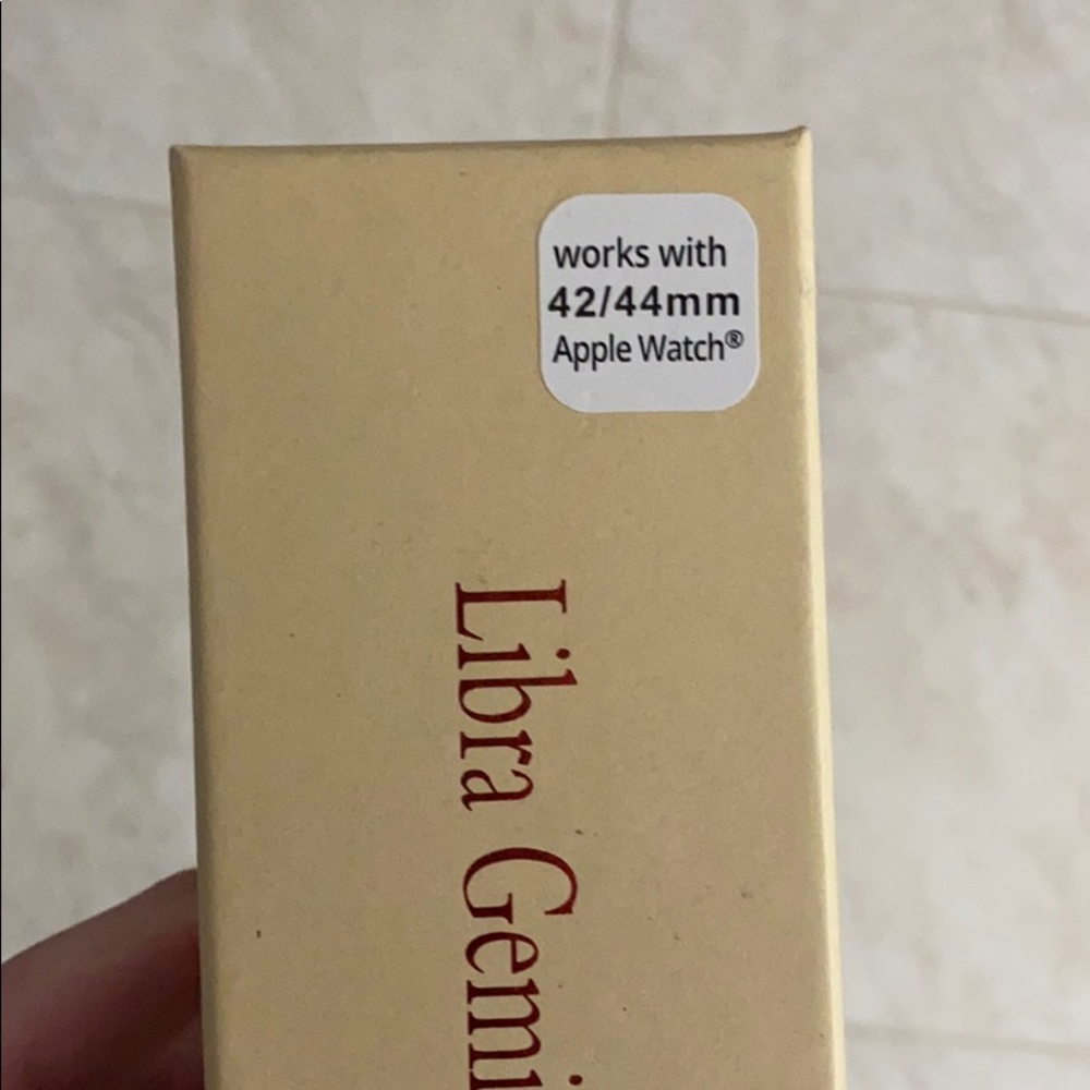 APPLE WATCH GOLD BAND